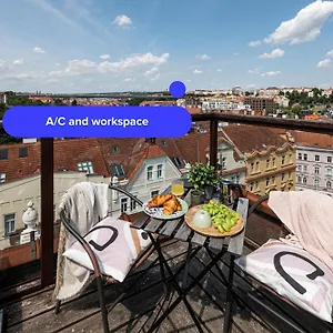 Days - Terrace - Stunning View - Duplex Appartement Prague